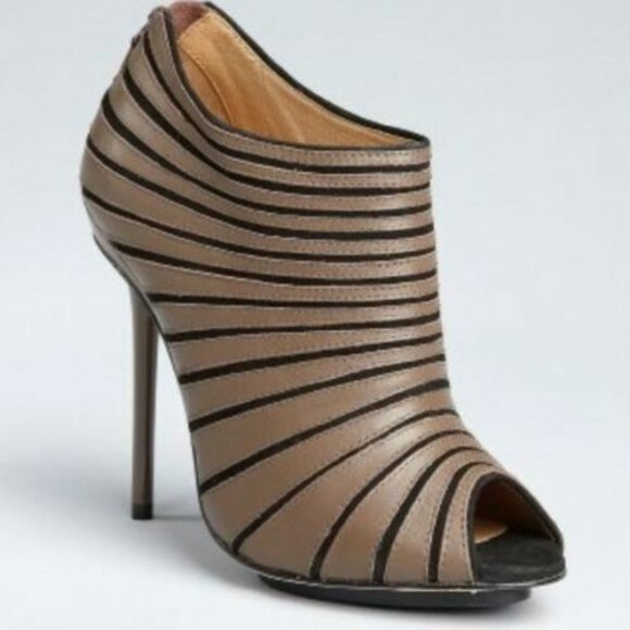 L.A.M.B. Shoes - L.A.M.B. Gwen Stefani Bindi Leather Peep Toe Zip UP Ankle Boots in Brown 7.5